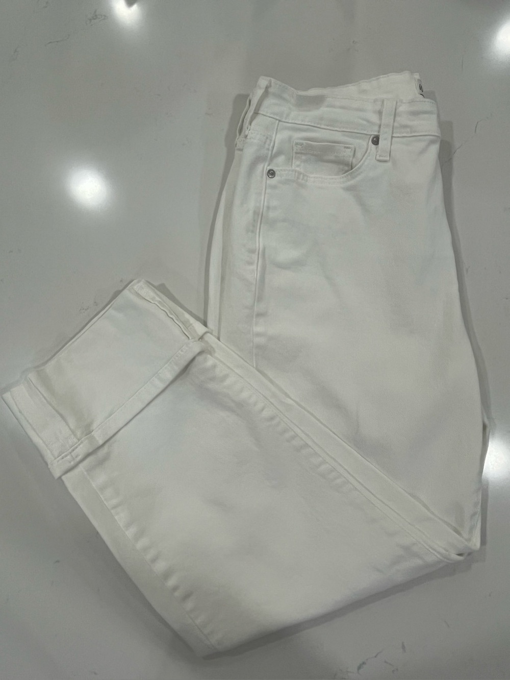 White high rise straight leg cropped cuffed jeans *EUC*